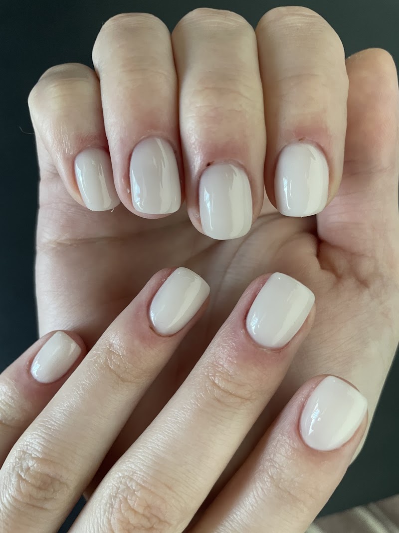 Essens Beauty Bar
