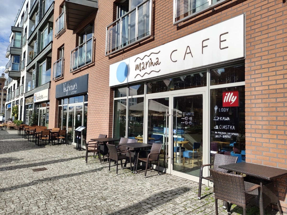 Marina Cafe — Cafe